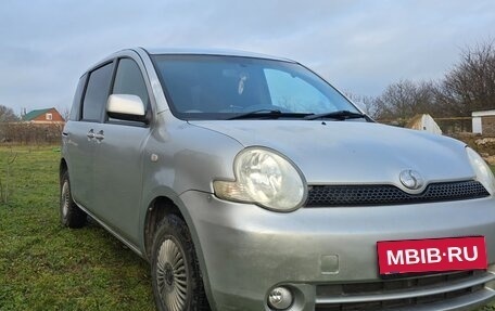 Toyota Sienta I, 2003 год, 430 000 рублей, 4 фотография