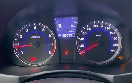 Hyundai Solaris II рестайлинг, 2013 год, 750 000 рублей, 11 фотография