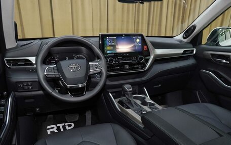 Toyota Highlander, 2025 год, 5 590 000 рублей, 13 фотография