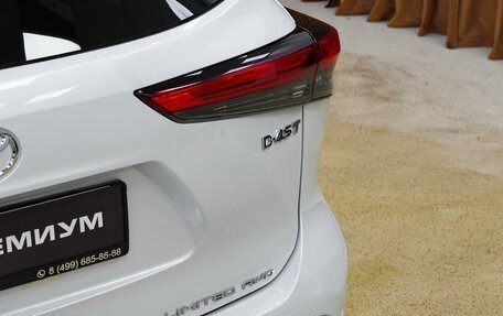 Toyota Highlander, 2025 год, 5 590 000 рублей, 15 фотография