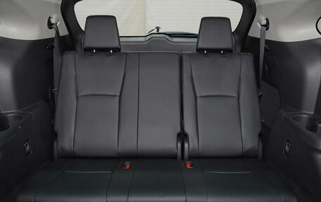 Toyota Highlander, 2025 год, 5 590 000 рублей, 29 фотография