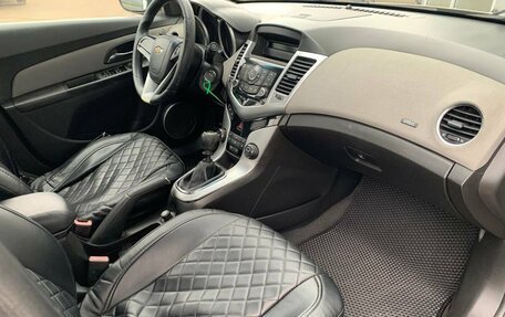 Chevrolet Cruze II, 2011 год, 550 000 рублей, 13 фотография