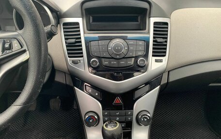 Chevrolet Cruze II, 2011 год, 550 000 рублей, 11 фотография