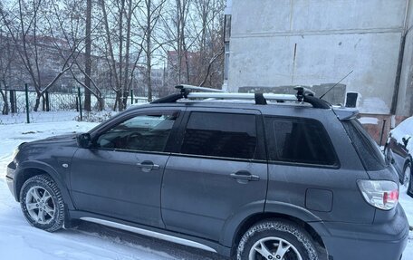 Mitsubishi Outlander III рестайлинг 3, 2007 год, 770 000 рублей, 5 фотография