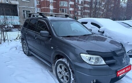 Mitsubishi Outlander III рестайлинг 3, 2007 год, 770 000 рублей, 6 фотография