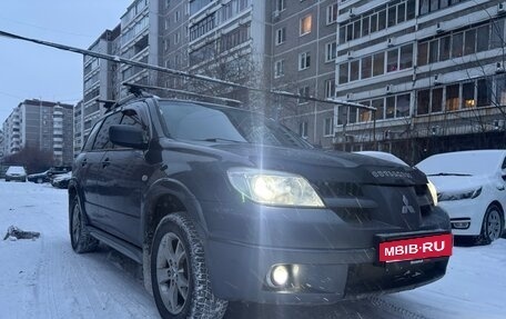 Mitsubishi Outlander III рестайлинг 3, 2007 год, 770 000 рублей, 9 фотография