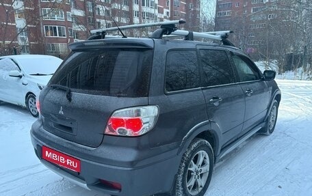 Mitsubishi Outlander III рестайлинг 3, 2007 год, 770 000 рублей, 7 фотография