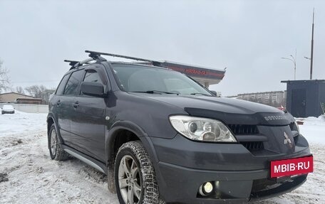 Mitsubishi Outlander III рестайлинг 3, 2007 год, 770 000 рублей, 25 фотография
