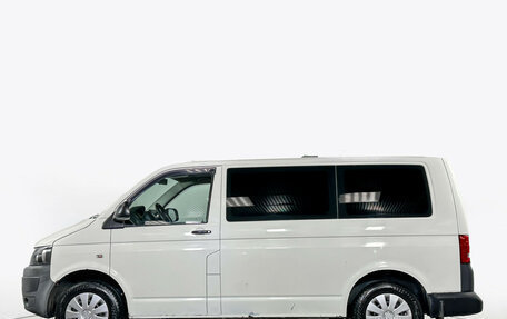 Volkswagen Caravelle T5, 2010 год, 1 715 000 рублей, 8 фотография