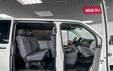 Volkswagen Caravelle T5, 2010 год, 1 715 000 рублей, 13 фотография