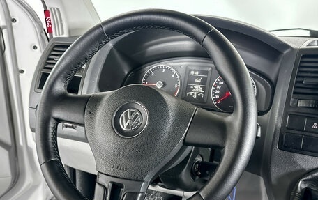 Volkswagen Caravelle T5, 2010 год, 1 715 000 рублей, 16 фотография