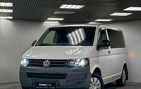 Volkswagen Caravelle T5, 2010 год, 1 715 000 рублей, 23 фотография