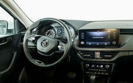 Skoda Rapid II, 2021 год, 1 850 000 рублей, 10 фотография