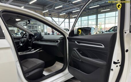 Geely Emgrand, 2023 год, 1 820 000 рублей, 10 фотография