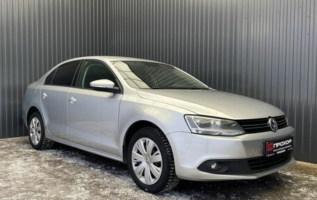 Volkswagen Jetta VI, 2013 год, 927 000 рублей, 22 фотография
