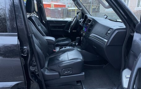 Mitsubishi Pajero IV, 2010 год, 1 499 000 рублей, 15 фотография