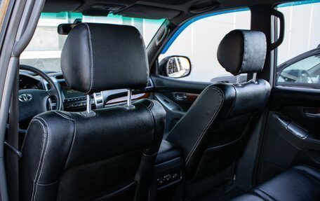 Toyota Land Cruiser Prado 120 рестайлинг, 2005 год, 1 699 000 рублей, 11 фотография