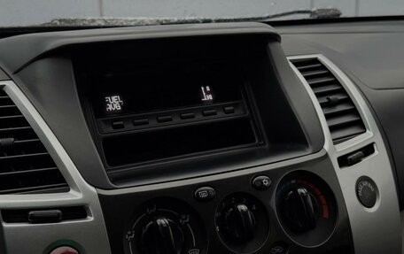 Mitsubishi Pajero Sport II рестайлинг, 2012 год, 1 625 000 рублей, 18 фотография