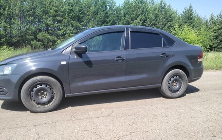 Volkswagen Polo VI (EU Market), 2013 год, 650 000 рублей, 2 фотография