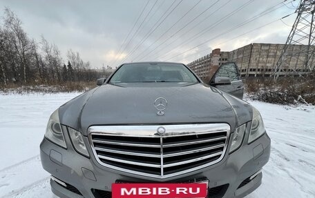 Mercedes-Benz E-Класс, 2009 год, 1 800 000 рублей, 5 фотография