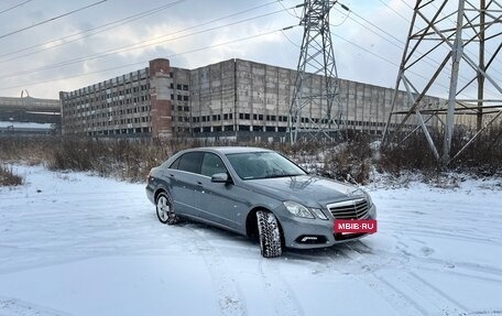 Mercedes-Benz E-Класс, 2009 год, 1 800 000 рублей, 4 фотография