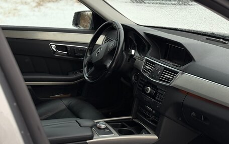 Mercedes-Benz E-Класс, 2009 год, 1 800 000 рублей, 15 фотография