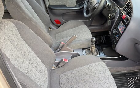 Hyundai Elantra III, 2002 год, 345 000 рублей, 19 фотография