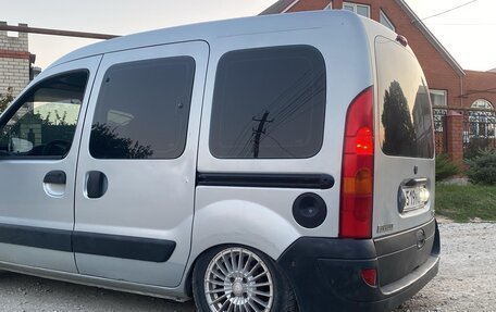 Renault Kangoo II рестайлинг, 2003 год, 415 000 рублей, 4 фотография