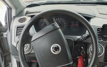 SsangYong Kyron I, 2013 год, 700 000 рублей, 13 фотография