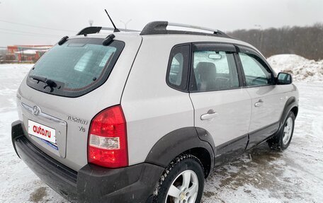 Hyundai Tucson III, 2005 год, 800 000 рублей, 5 фотография