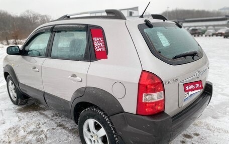 Hyundai Tucson III, 2005 год, 800 000 рублей, 3 фотография