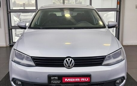 Volkswagen Jetta VI, 2011 год, 915 000 рублей, 2 фотография