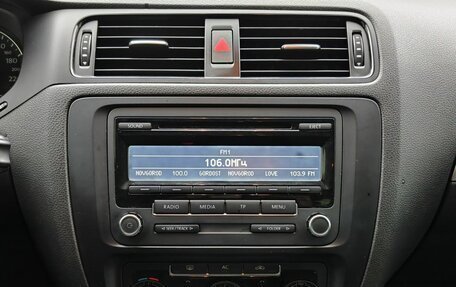 Volkswagen Jetta VI, 2011 год, 915 000 рублей, 18 фотография