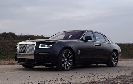 Rolls-Royce Ghost Series II рестайлинг, 2024 год, 39 000 000 рублей, 9 фотография