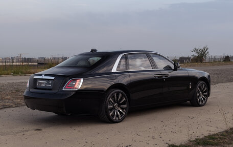 Rolls-Royce Ghost Series II рестайлинг, 2024 год, 39 000 000 рублей, 12 фотография