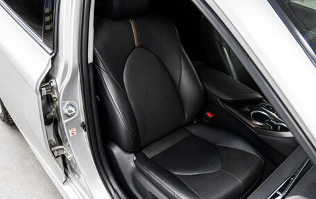 Toyota Camry, 2018 год, 2 849 000 рублей, 18 фотография