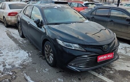 Toyota Camry, 2018 год, 2 400 000 рублей, 1 фотография
