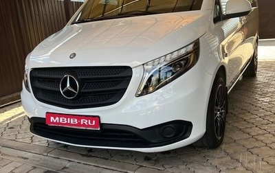Mercedes-Benz Vito, 2018 год, 3 200 000 рублей, 1 фотография