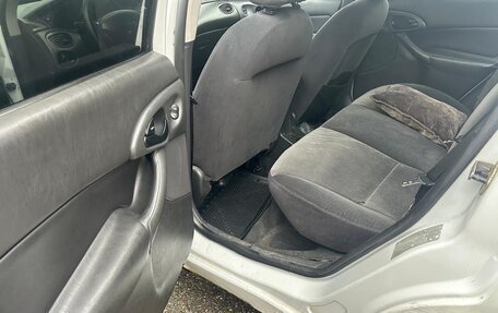 Ford Focus IV, 2001 год, 150 000 рублей, 6 фотография