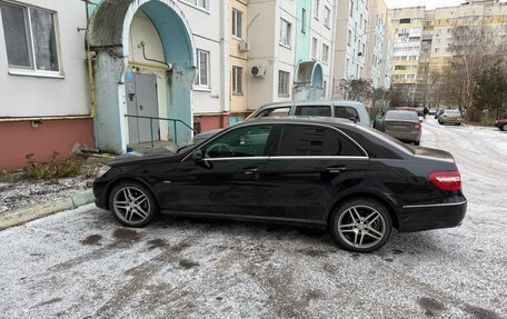 Mercedes-Benz E-Класс, 2012 год, 1 300 000 рублей, 14 фотография