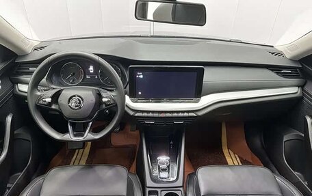 Skoda Octavia IV, 2023 год, 2 550 000 рублей, 7 фотография