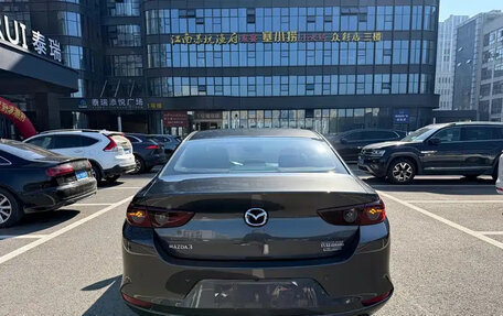 Mazda 3, 2022 год, 1 876 000 рублей, 4 фотография