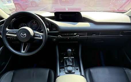 Mazda 3, 2022 год, 1 876 000 рублей, 10 фотография