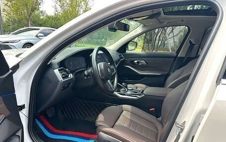 BMW 3 серия, 2021 год, 2 700 000 рублей, 9 фотография