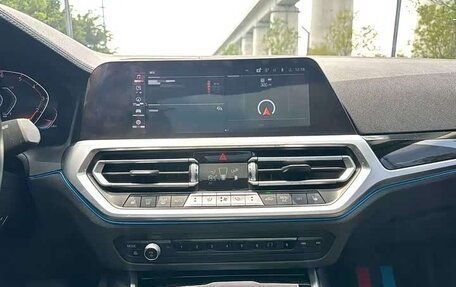 BMW 3 серия, 2021 год, 2 700 000 рублей, 10 фотография