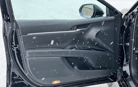 Toyota Camry, 2019 год, 2 650 000 рублей, 10 фотография