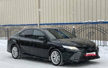 Toyota Camry, 2019 год, 2 650 000 рублей, 2 фотография
