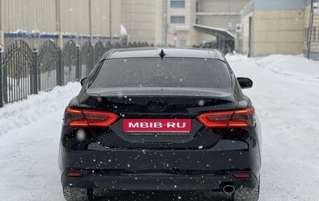 Toyota Camry, 2019 год, 2 650 000 рублей, 6 фотография