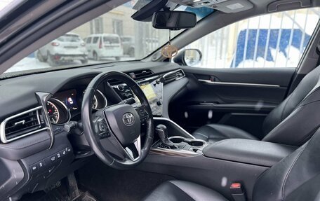 Toyota Camry, 2019 год, 2 650 000 рублей, 14 фотография