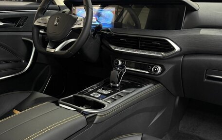 FAW Bestune T77, 2023 год, 2 599 000 рублей, 10 фотография